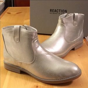 Kenneth Cole Metallic Silver booties Ankle boots